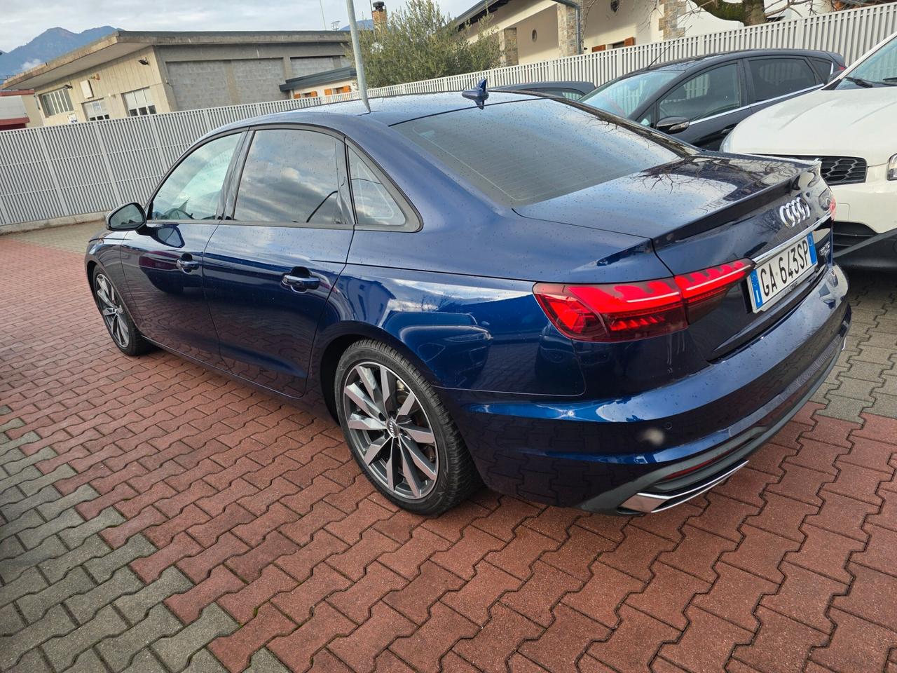 Audi A4 S-Line 4x4 full Matrix garantita 12 mesi