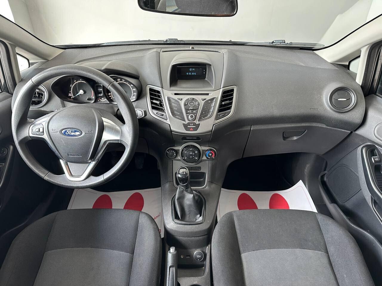 Ford Fiesta 1.2 - 5 porte Titanium