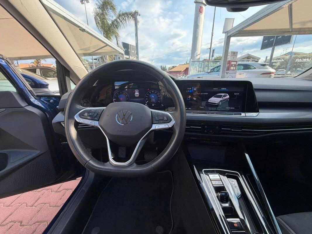 Volkswagen Golf 1.5 etsi evo Style 130cv dsg