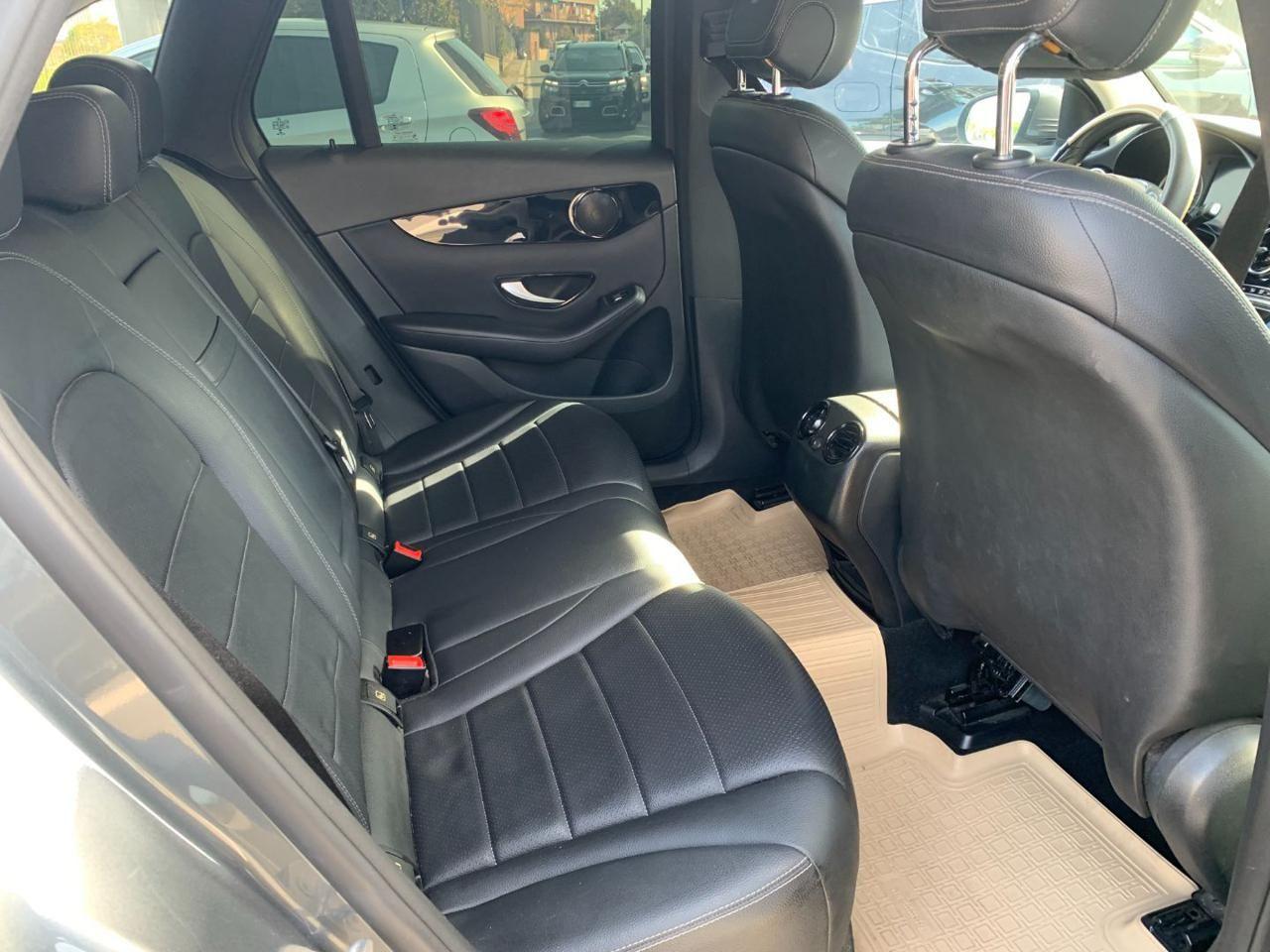 MERCEDES-BENZ GLC 220 d 4Matic Business