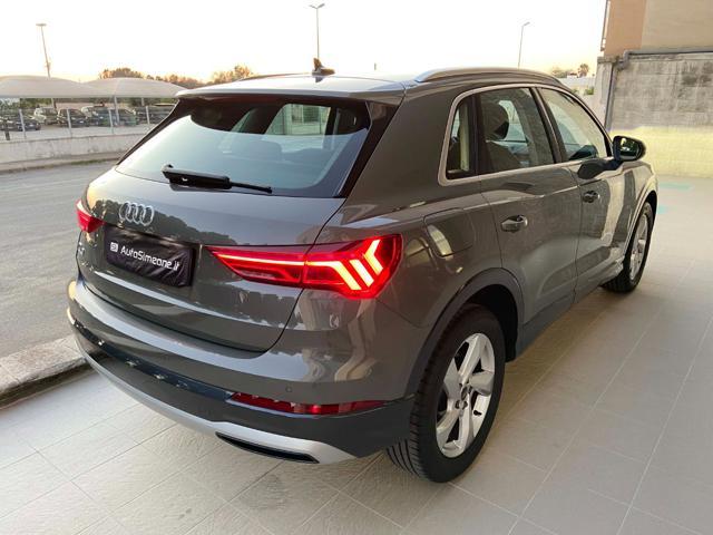 AUDI Q3 35 2.0 TDI S tronic Business Advanced COCKPIT