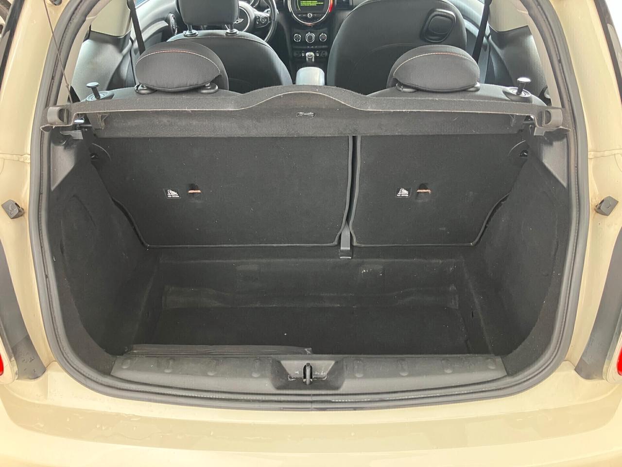 Mini 1.5 Cooper AUTOMATICA, da 250€/mese