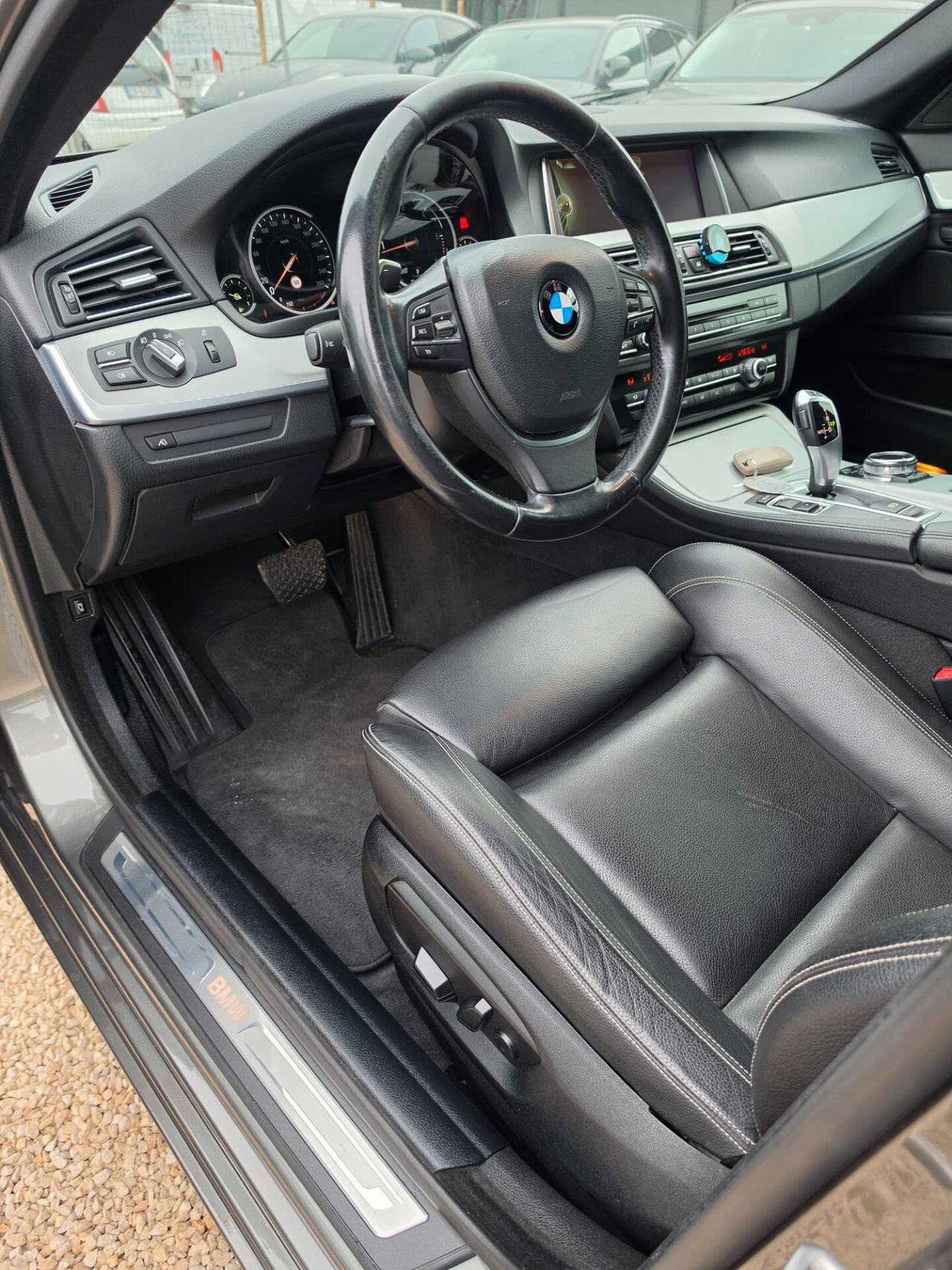 Bmw 520 520d Touring aut. Modern 12 mesi Garanzia