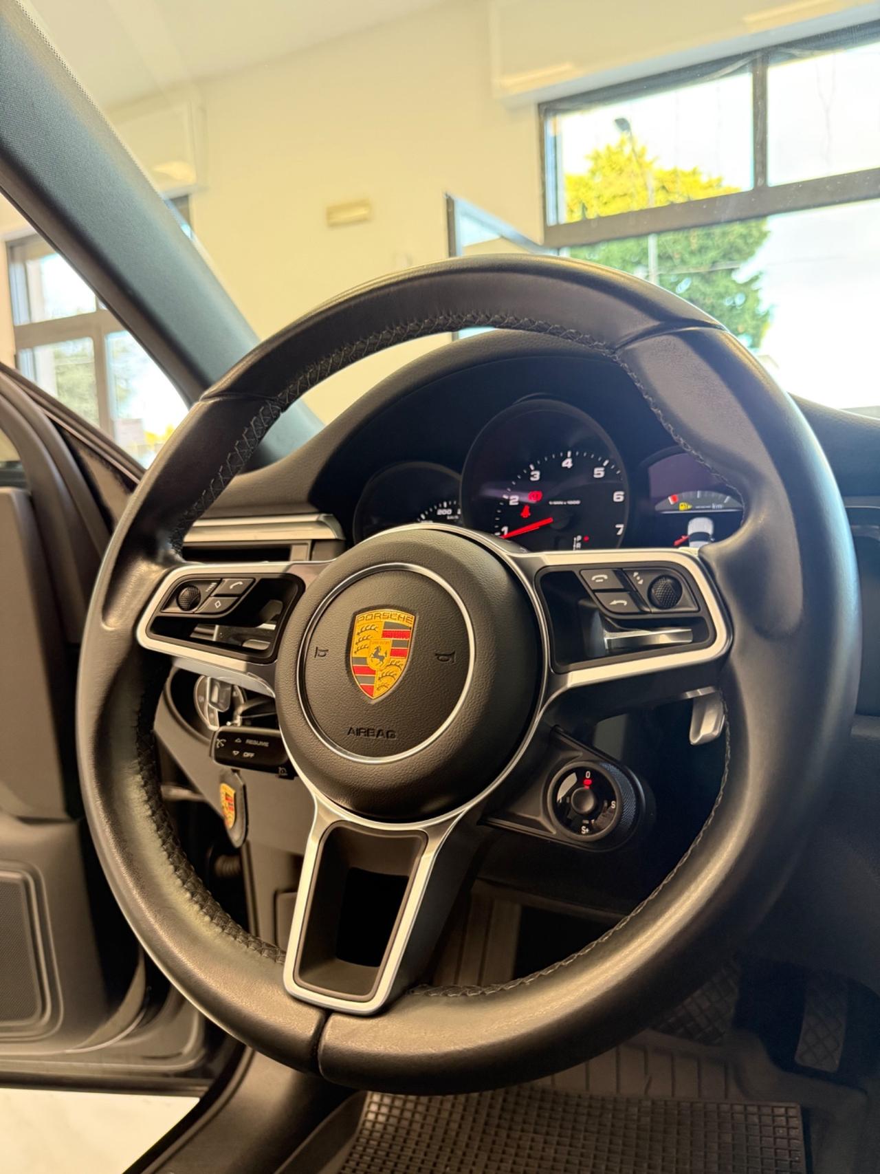 Porsche Macan 245 c.v BENZINA CON NAVI, APLLE CARPLAY, FULL LED, TELECAMERA, PELLE
