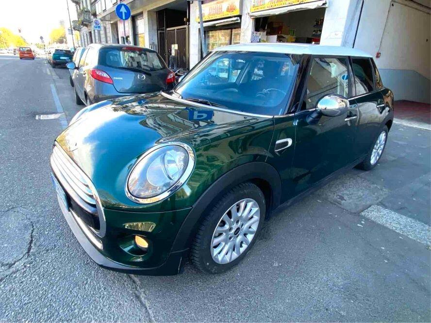 Mini 1.5 Cooper D 5Porte CAMBIO AUTOMATICO