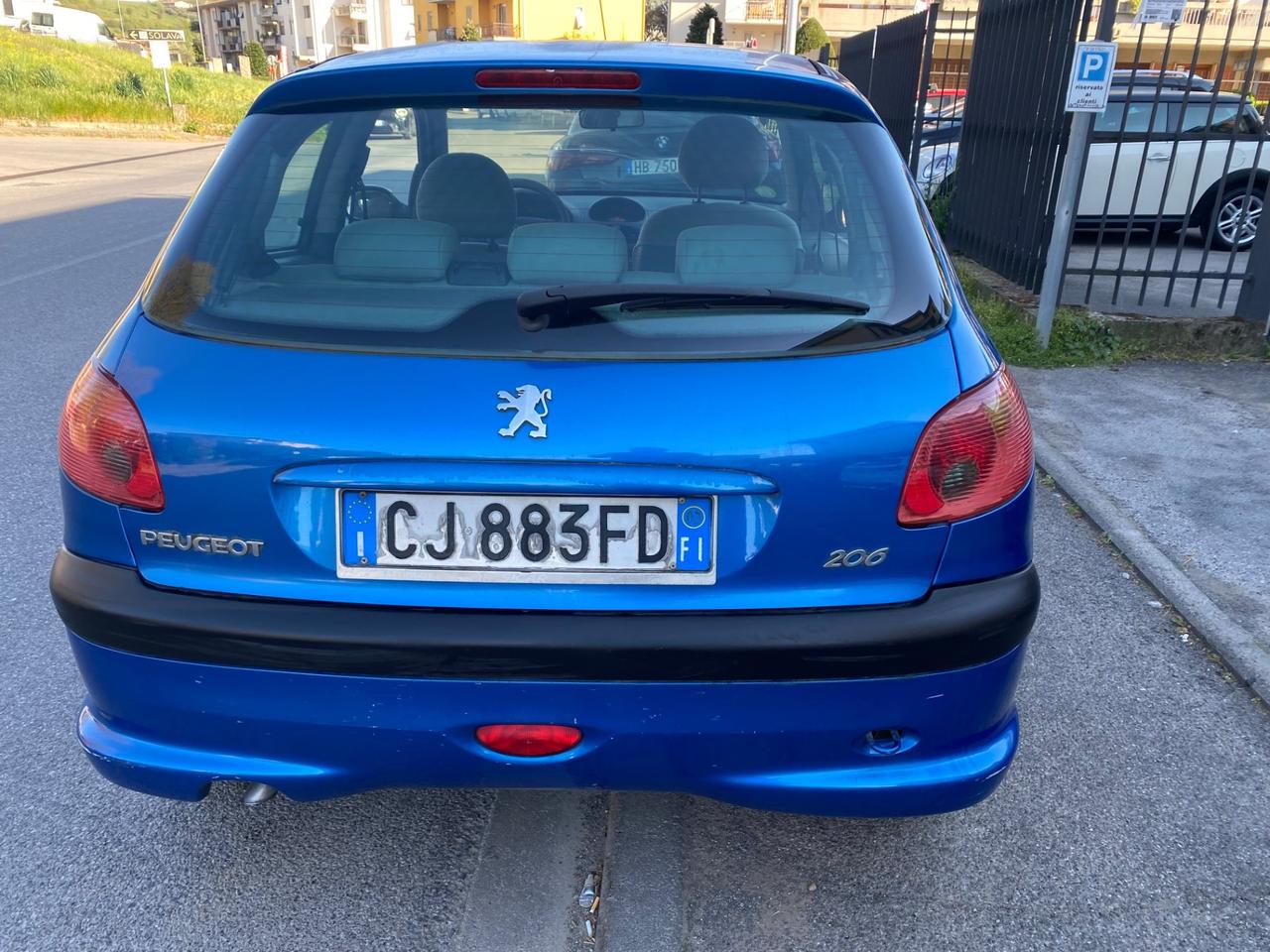 Peugeot 206 1.1 5p. XR