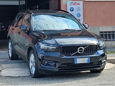 VOLVO XC40 D3 AWD Geartronic R-design