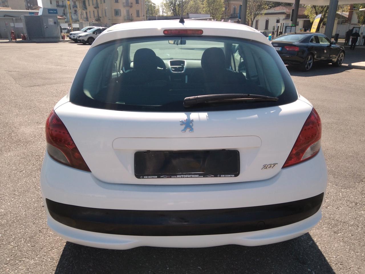 Peugeot 207 1.4 8V 75CV 3p. Energie ECO GPL x neopatentati