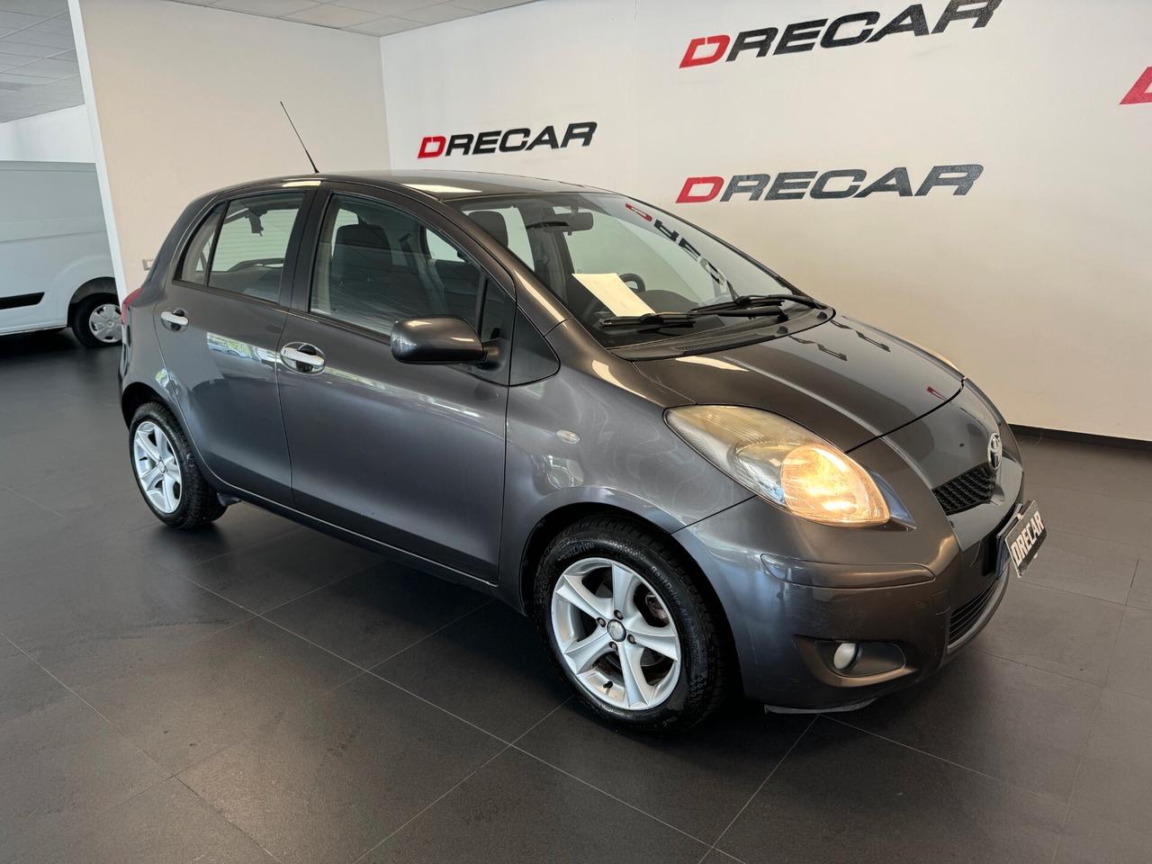 Toyota Yaris 1.4 D-4D DPF 5 porte 135.000 KM BEN TENUTA