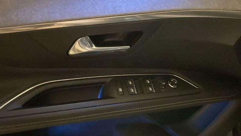 Peugeot 3008 3008 Hybrid 225 e-EAT8 Allure Pack