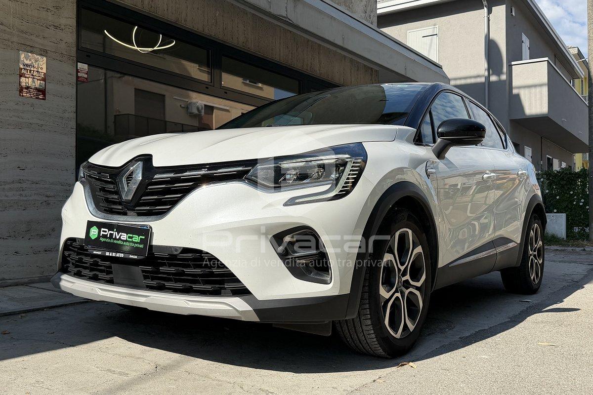 RENAULT Captur Plug-in Hybrid E-Tech 160 CV Intens