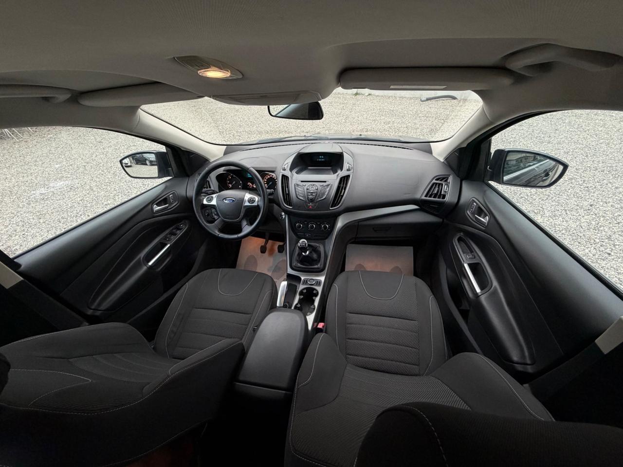 Ford Kuga 2.0 TDCI 140 CV 4WD Titanium