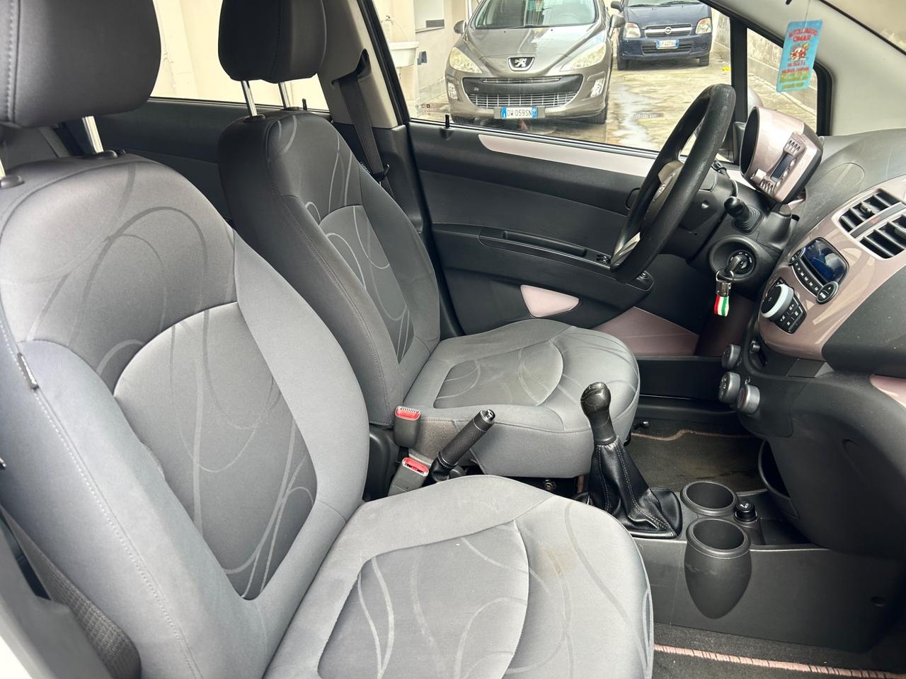 Chevrolet Spark 1.0 GPL Eco Logic Pink Lady Special Edition