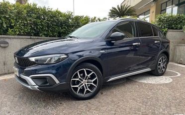 Fiat Tipo 1.6 Mjt 130Cv Cross Navi/LED/CruiseADD/PDK