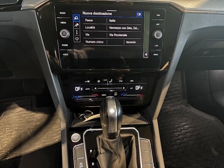 Volkswagen Passat Variant 2.0 TDI SCR EVO DSG 122cv