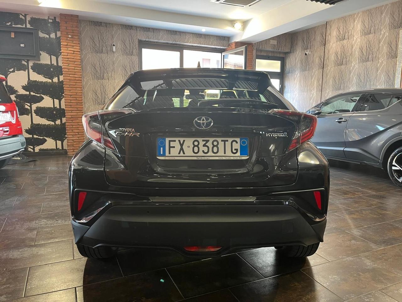 Toyota C-HR 1.8 Hybrid E-CVT Lounge