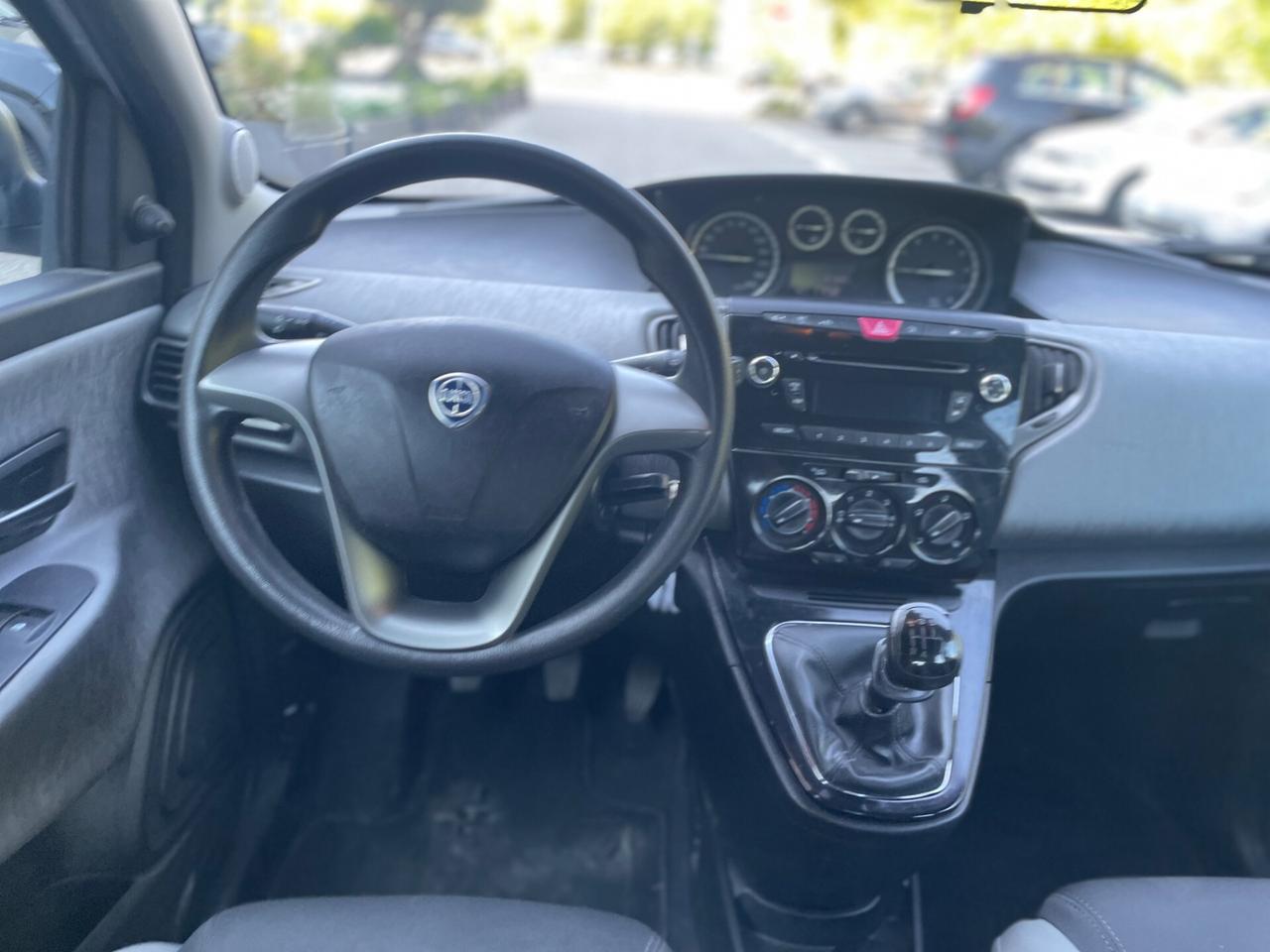 Lancia Ypsilon 1.2 69 CV 5 porte*Neopatentati*Solo 72000