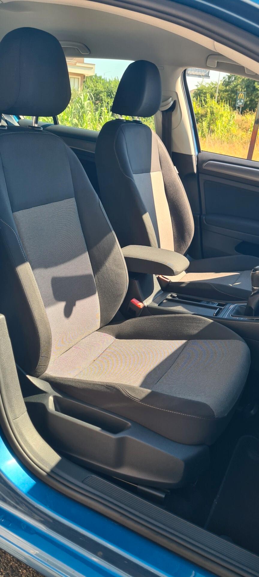 Volkswagen Golf Sportsvan 1.2 TSI 110CV Business 4 Free BMT