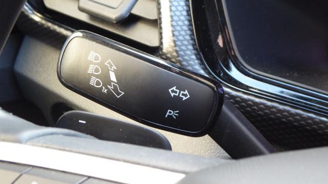 VOLKSWAGEN T-Cross 1.0 TSI 110 CV DSG R-Line