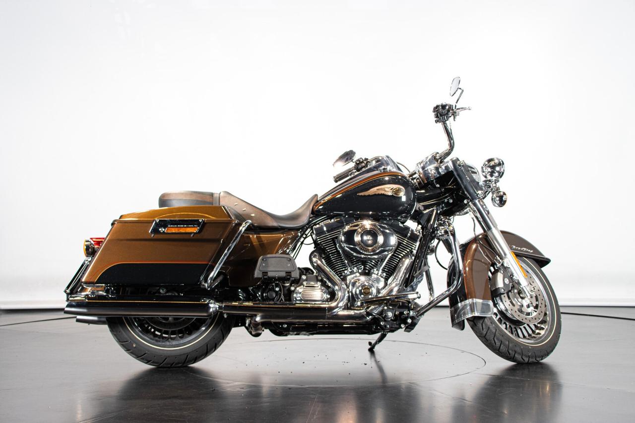 HARLEY DAVIDSON ROAD KING 110TH° ANNIVERSARY - 2013