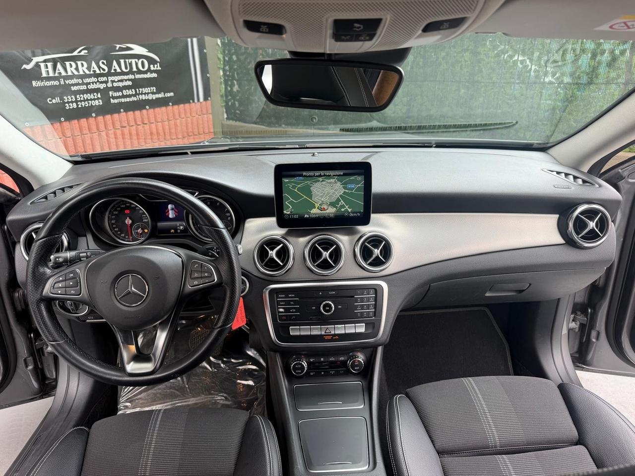 Mercedes-benz GLA 180 Premium