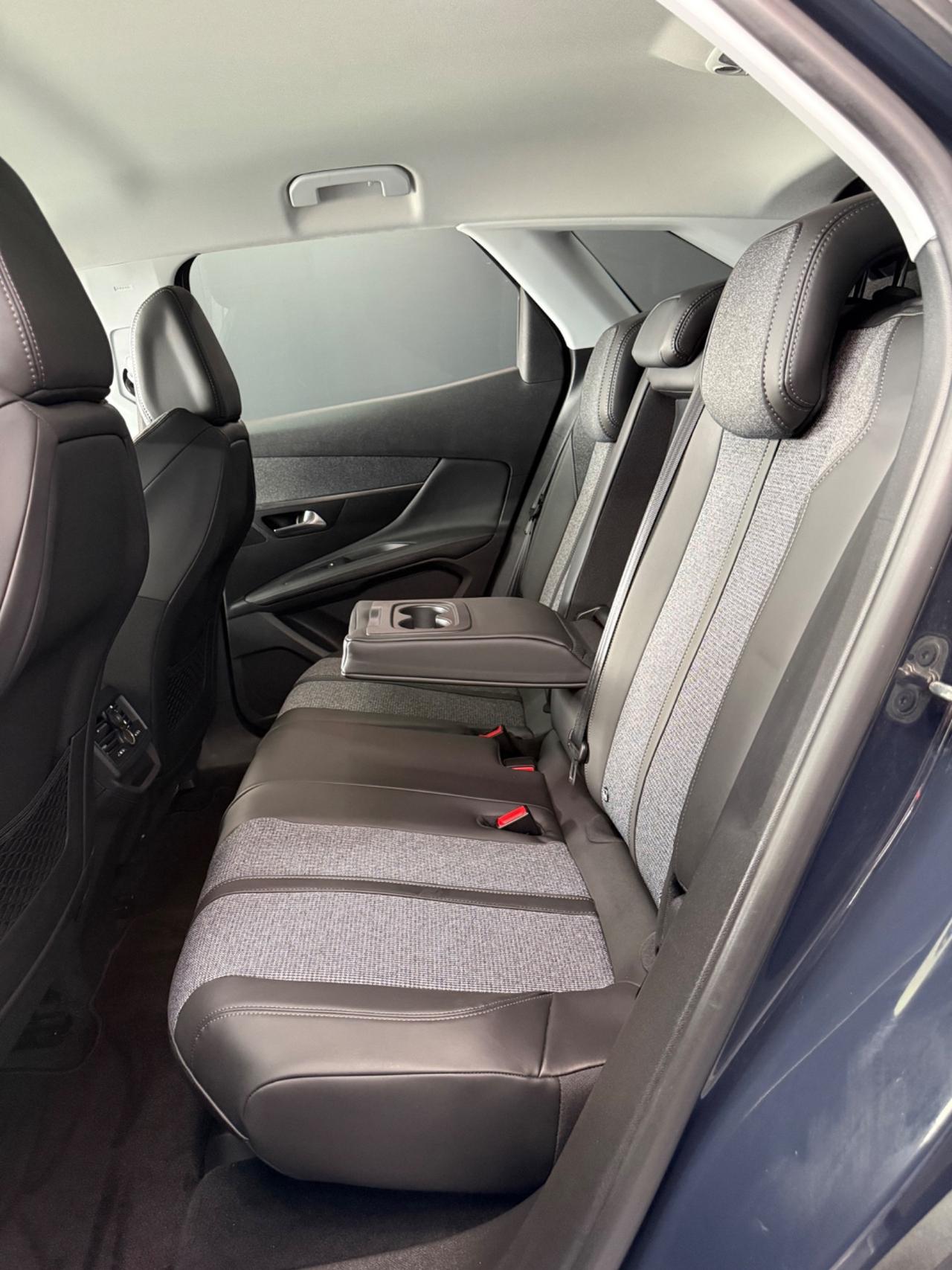 Peugeot 3008 BlueHDi 130 cv Allure 11/2018