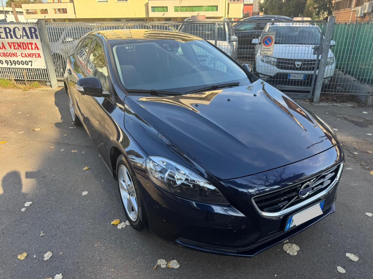 Volvo V40 D2 R-design 1.6 D neopaten garanzia 12m