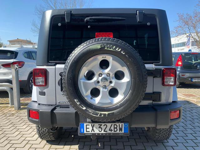 JEEP Wrangler 2.8 CRD DPF Sahara Auto