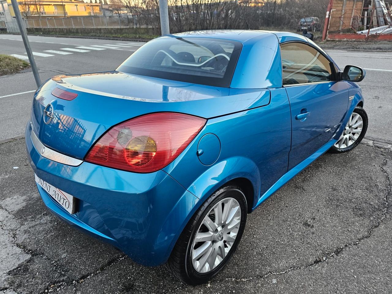 Opel Tigra TwinTop 1.4 90cv 16V Sport*Cabrio*Unipro*