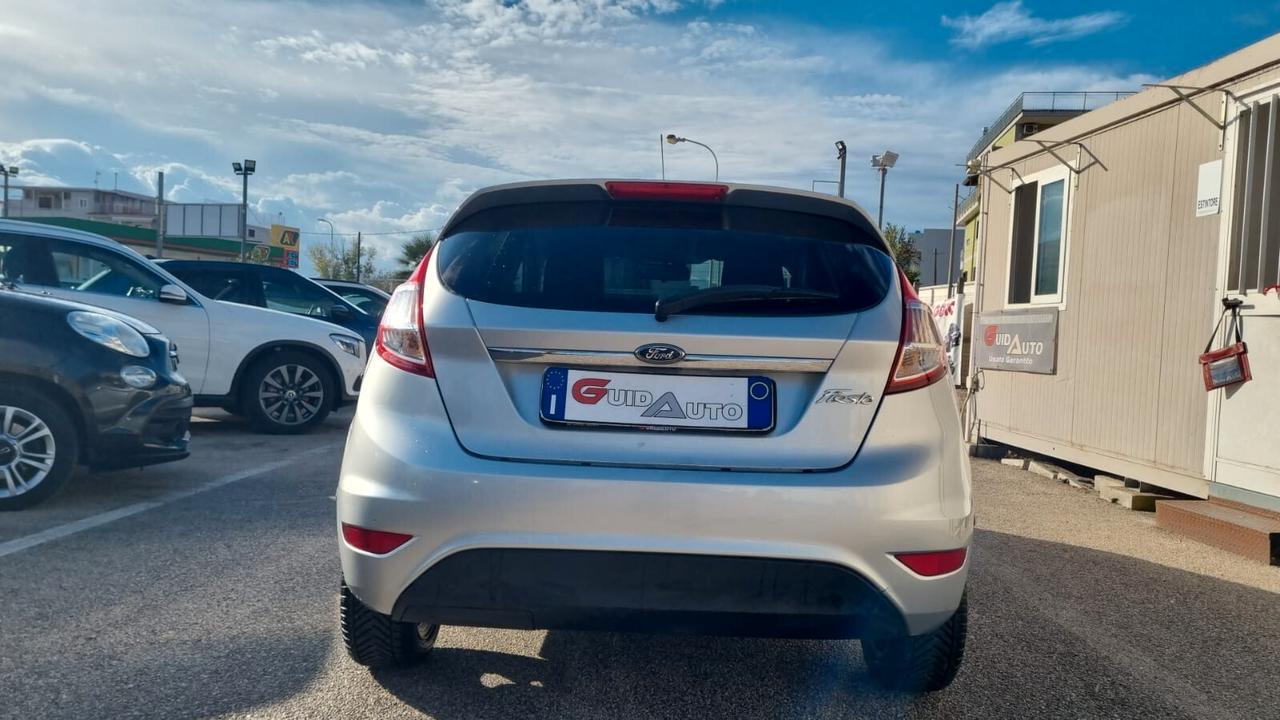Ford Fiesta 1.5 TDCi 75CV 5 porte Titanium