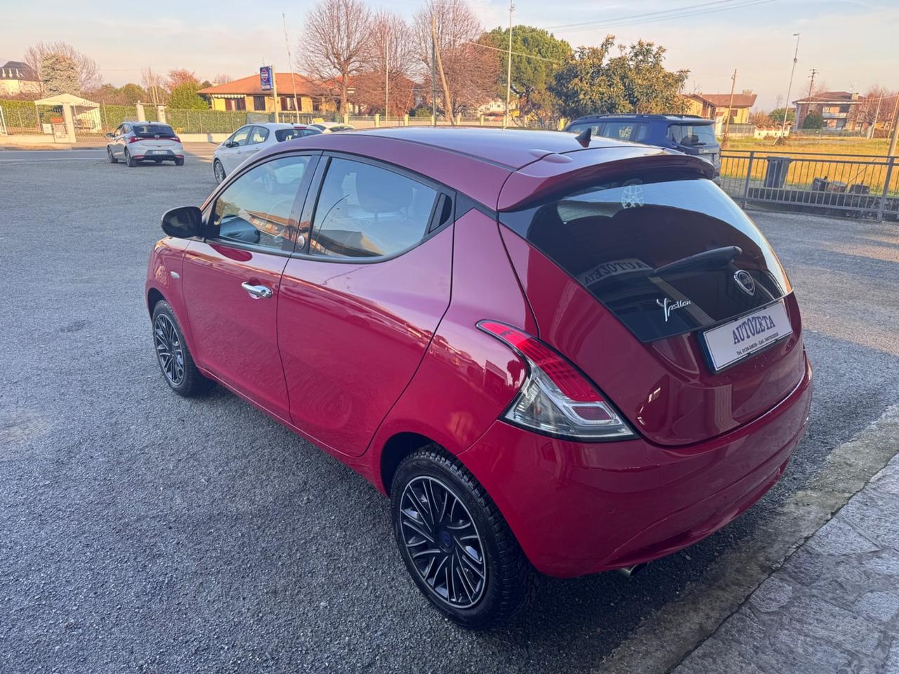 Lancia Ypsilon 1.2 69 CV 5 porte GPL Ecochic Gold