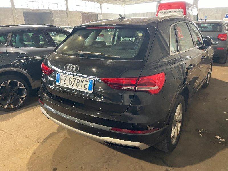 Audi Q3 35 TDI S tronic Business Advanced