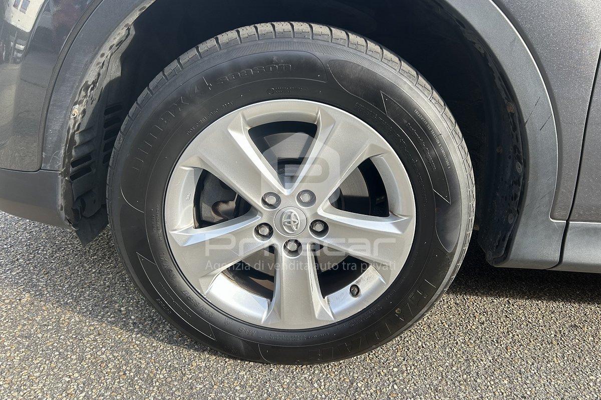 TOYOTA RAV4 2.0 D-4D 2WD Active