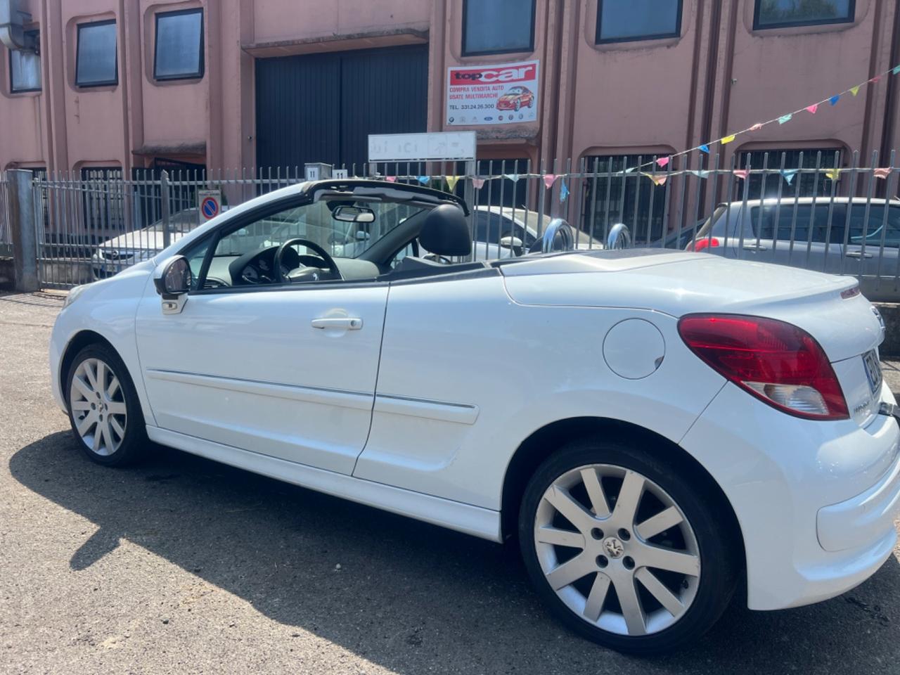 Peugeot 207 1.6 VTi 120CV CC Féline