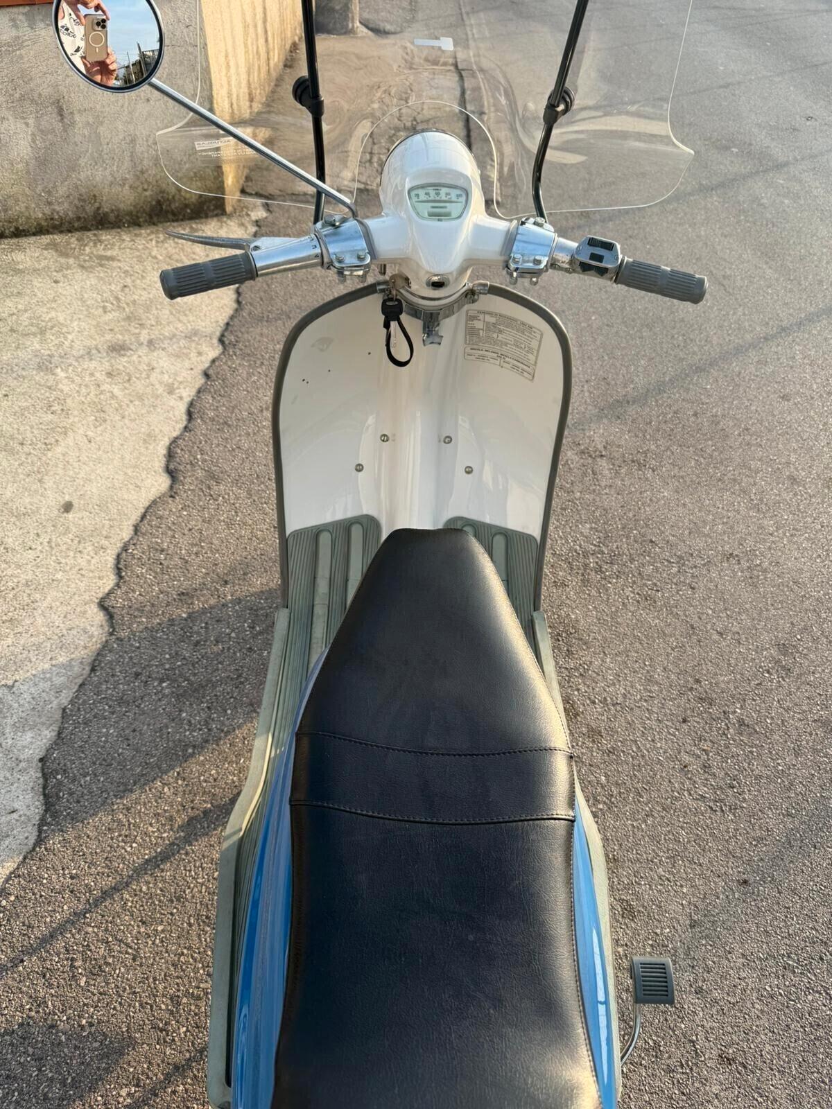 Lambretta 150 '62: Un Pezzo di Storia Italiana Tg. Oro 6000km