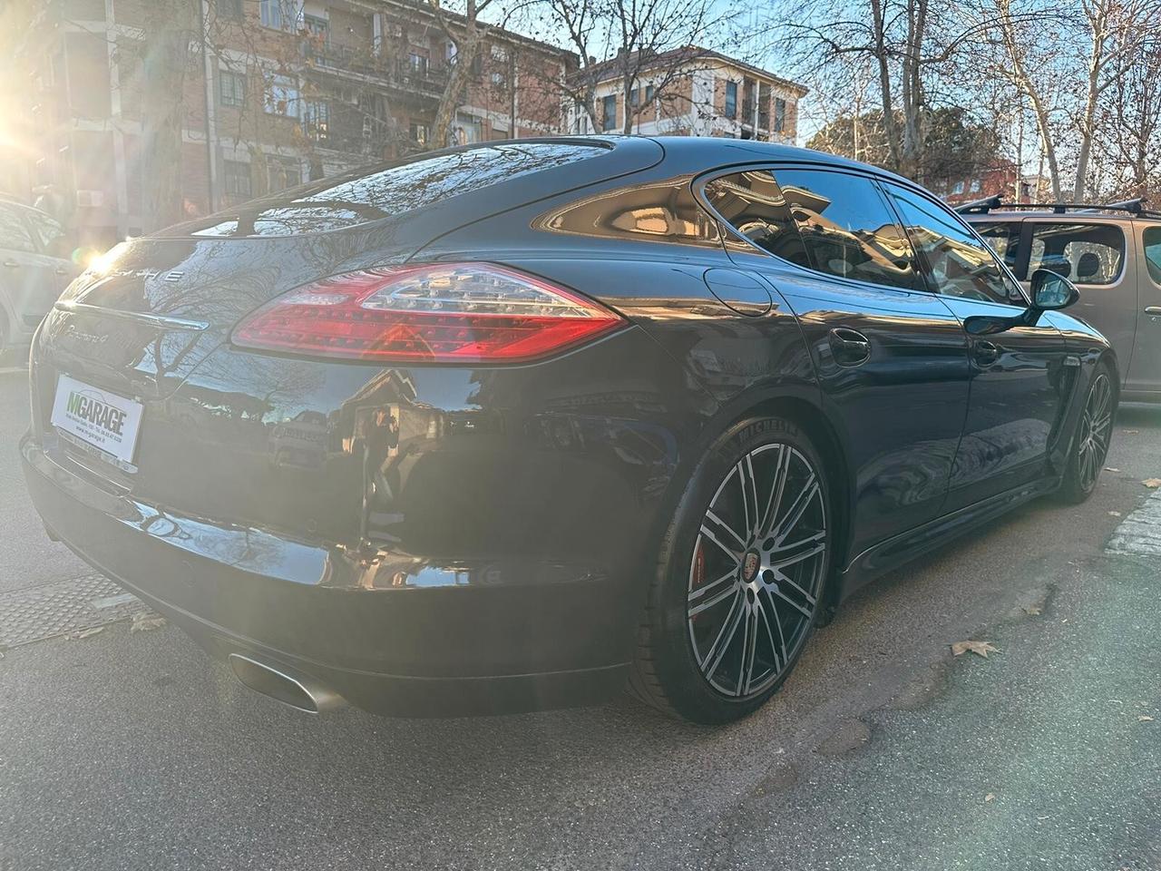 Porsche Panamera 3.6 PLATINUM 4