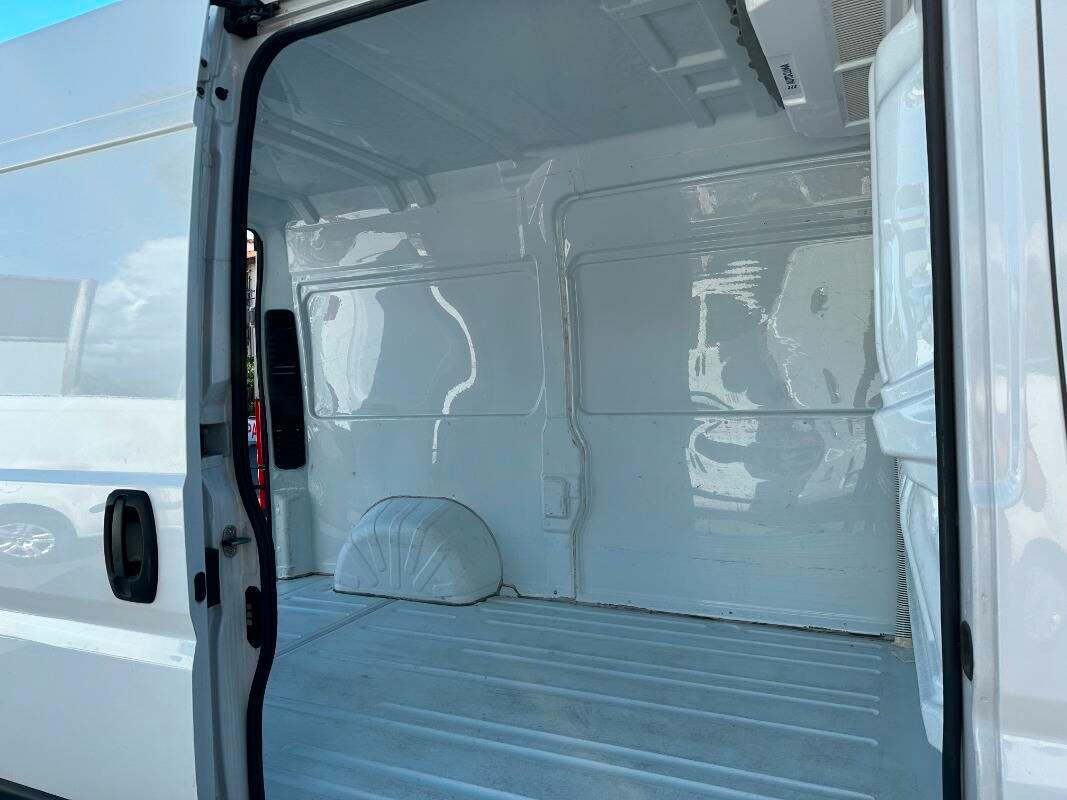 Fiat Ducato 33 2.3 MJT 160CV PM-TM - ISOTERMICO