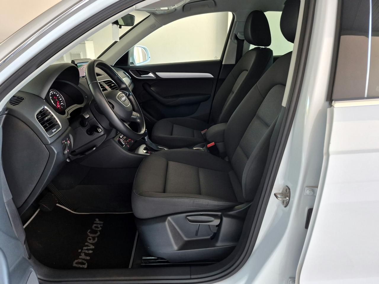Audi Q3 TDI 120CV S-TRONIC XENO NAVI BLUETOOTH CLIMA AUTO. CRUISE CONTROL V. PRIVACY