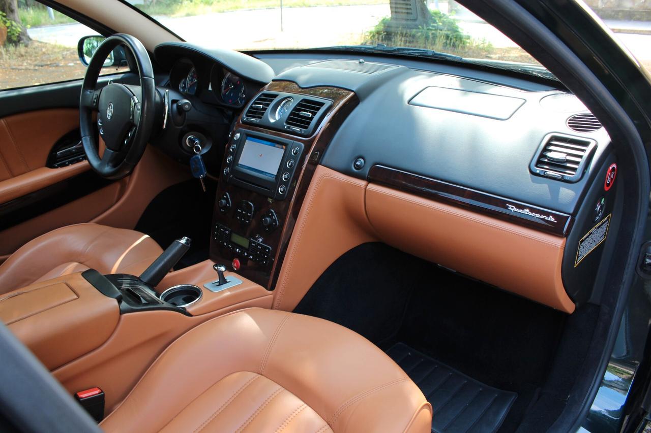 Maserati Quattroporte 4.2 V8
