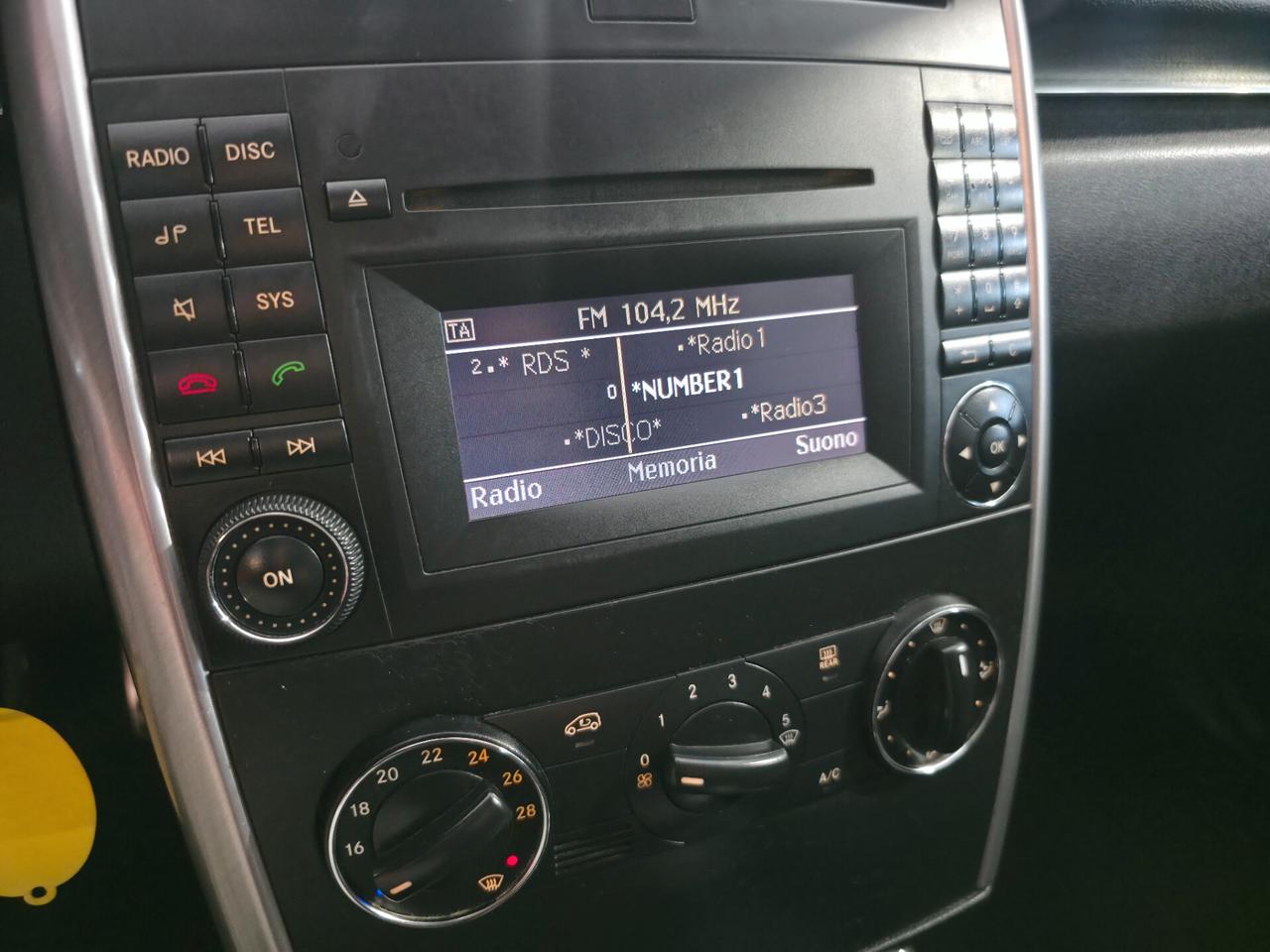 Mercedes-benz B 180 AUTOMATIC