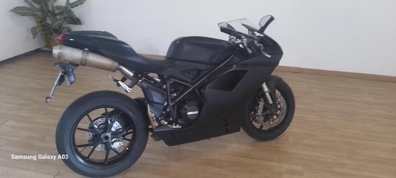 Ducati 848 EVO