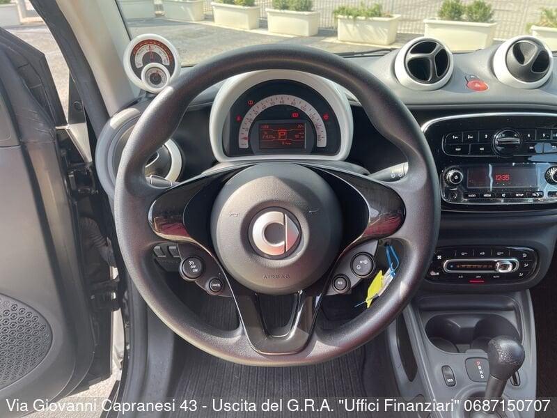 smart fortwo EQ Passion