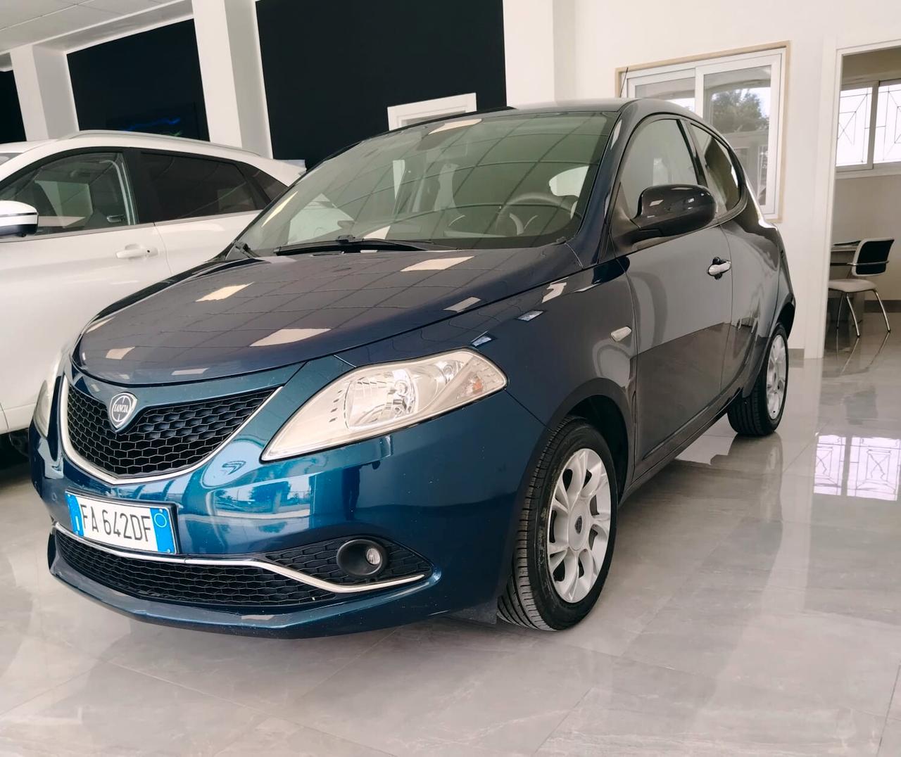 Lancia Ypsilon 1.2 69 CV 5 porte GPL Ecochic Gold