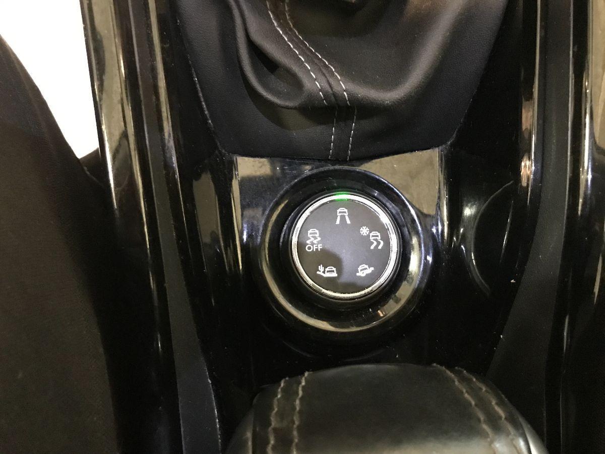 PEUGEOT 2008 1.6 BlueHDi 100 CV Allure