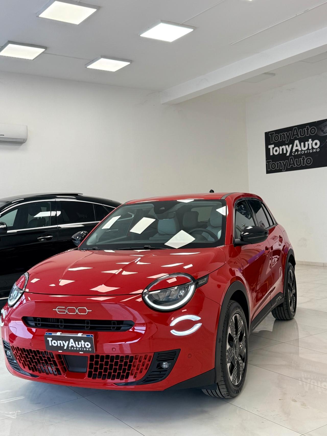 Fiat 600 1.2 hybrid La Prima auto NAVI,TELECAMERA 360,PELLE CHIAR,APPLE CARPLAY,VIRTUAL COCKPIT,ANDROID AUTO,