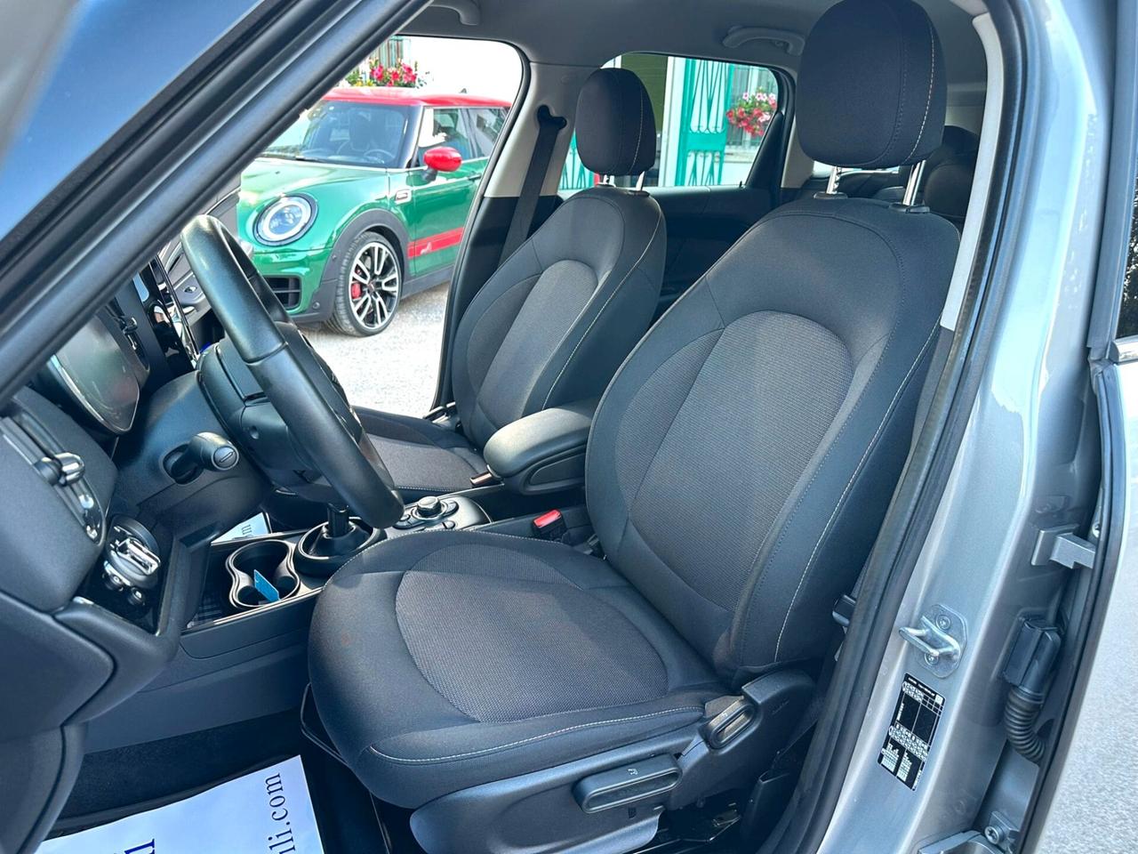 MINI COOPER COUNTRYMAN 1.5i 136CV AUTO - BOOK SERVICE