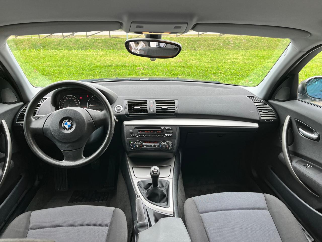 Bmw serie 118D 122CV Neopatentati