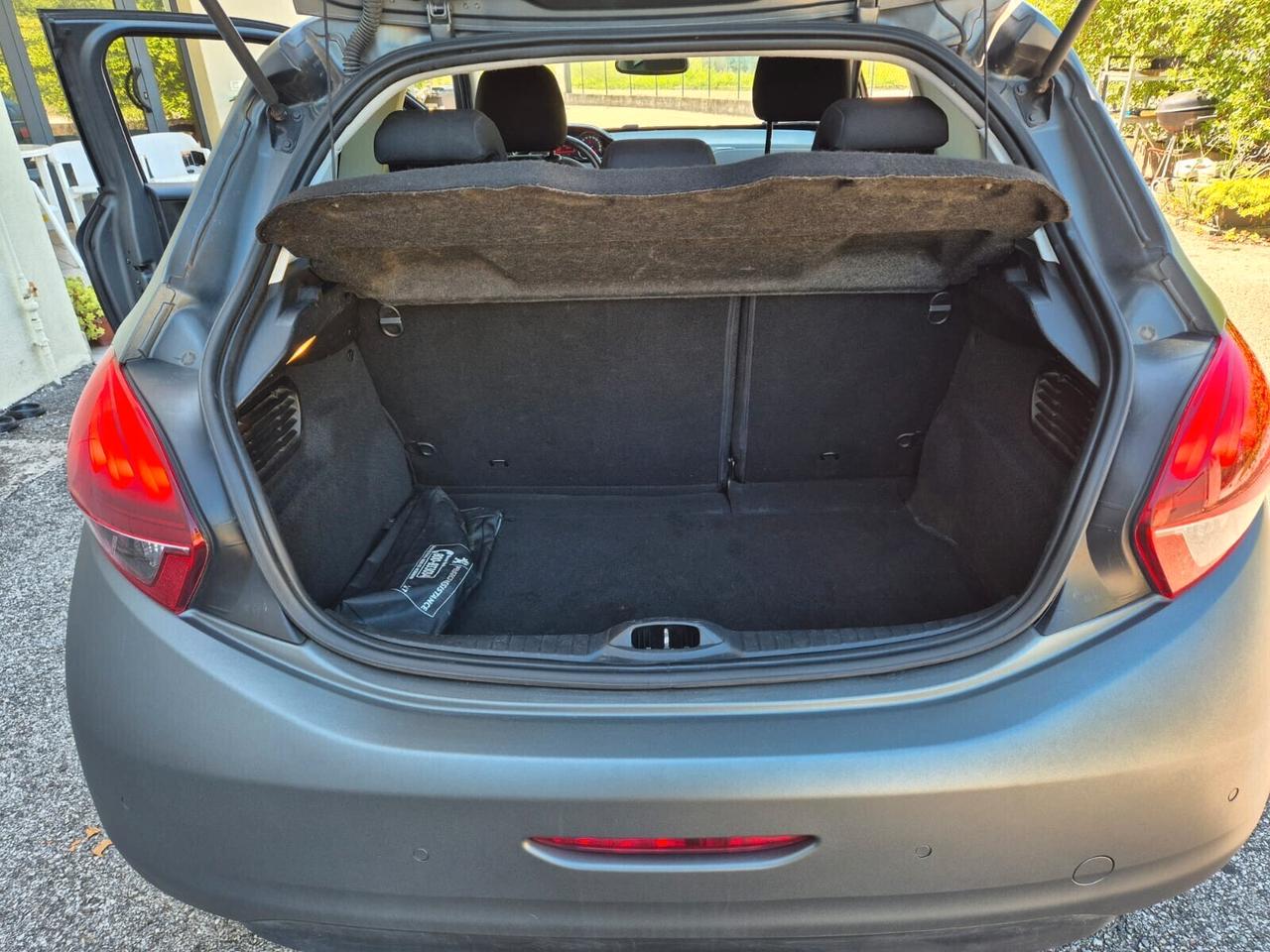 Peugeot 208 BlueHDi 75 3 porte Allure