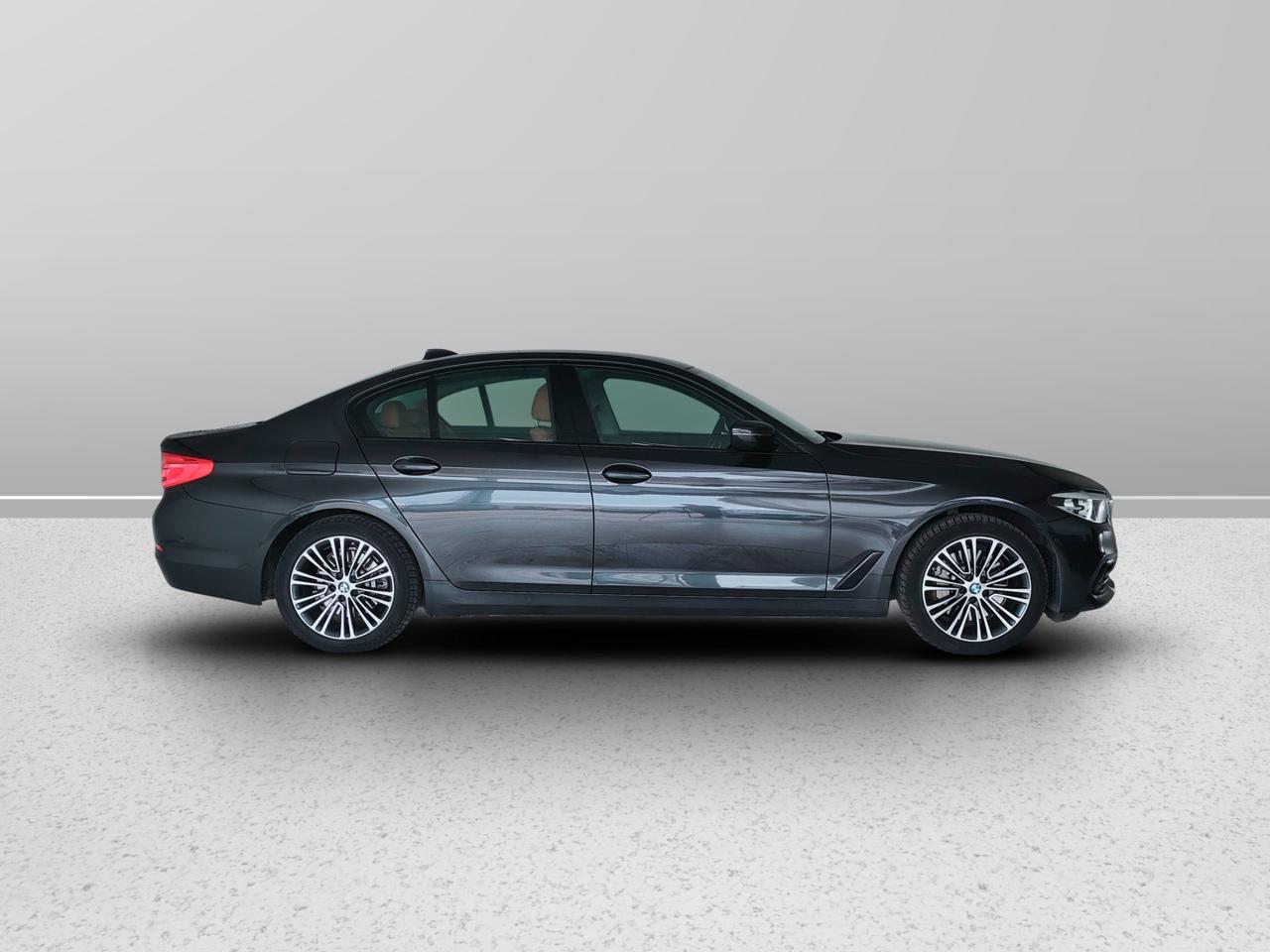 BMW Serie 5 G30 2017 Berlina - 530e Sport auto