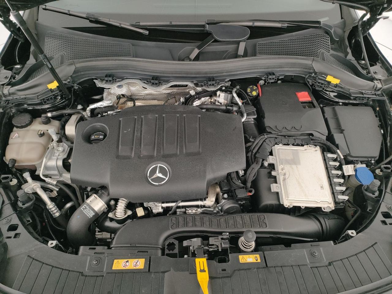 Mercedes-Benz GLA 200 d premium auto